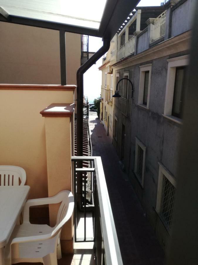 Casa Del Pozzo Villa Furci Siculo Luaran gambar
